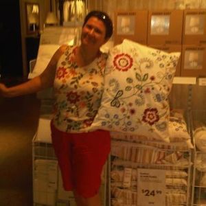 Meet your Posher, Lisa